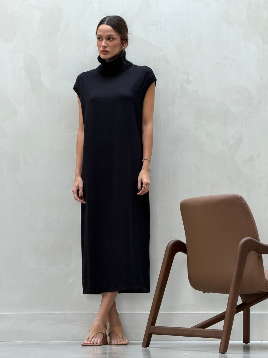 Vestido Gola Alta