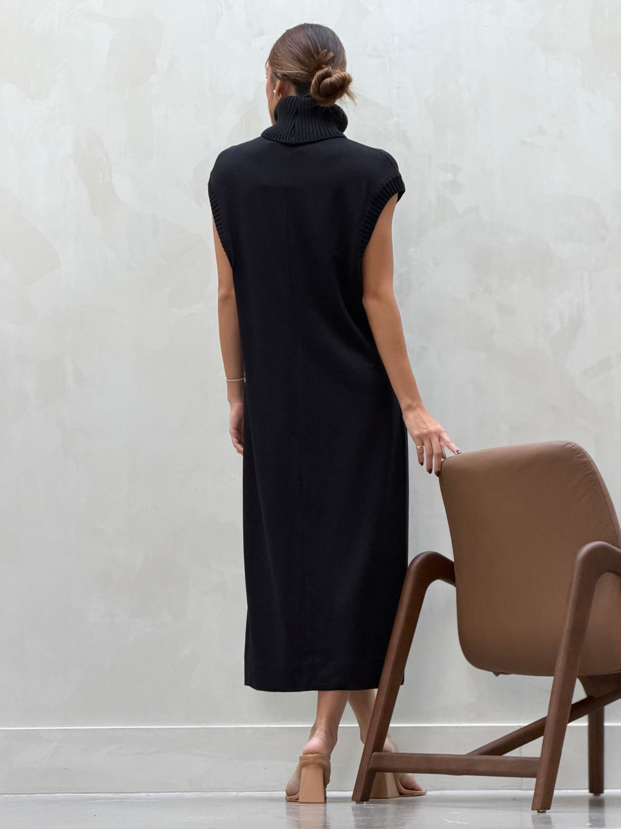 Vestido Gola Alta